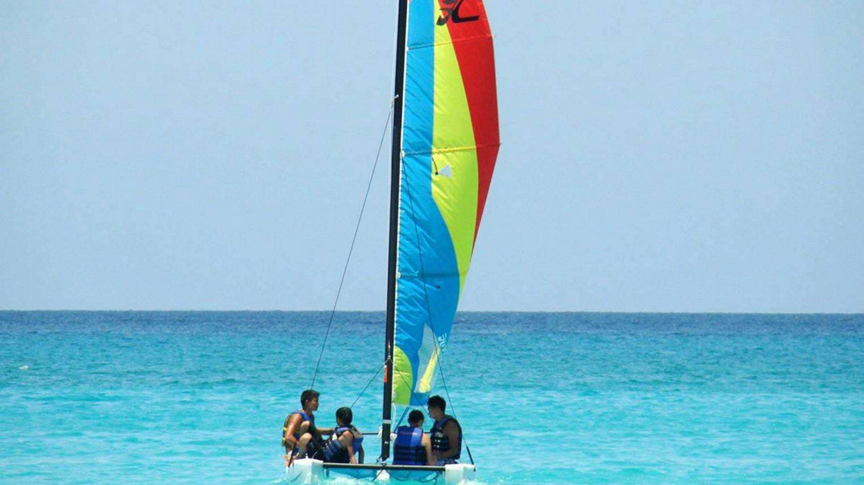RelaxAway Hobie Catamaran Sailboat Rental (4 people maximum)