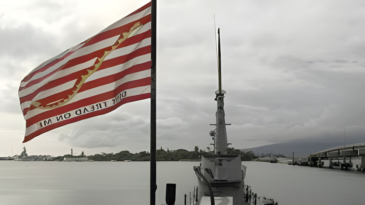Stars & Stripes - Pearl Harbor & Battleship Missouri