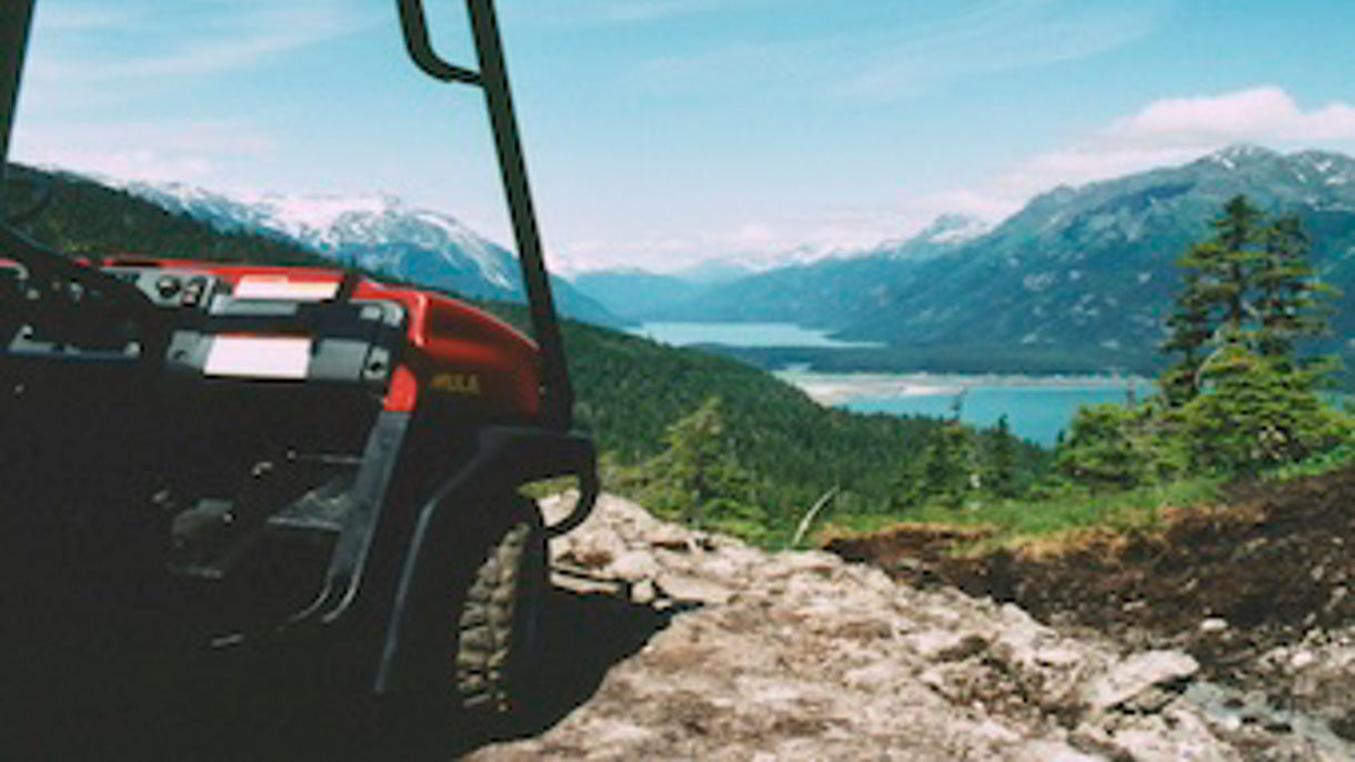 Takshanuk Mountain Trail by 4x4