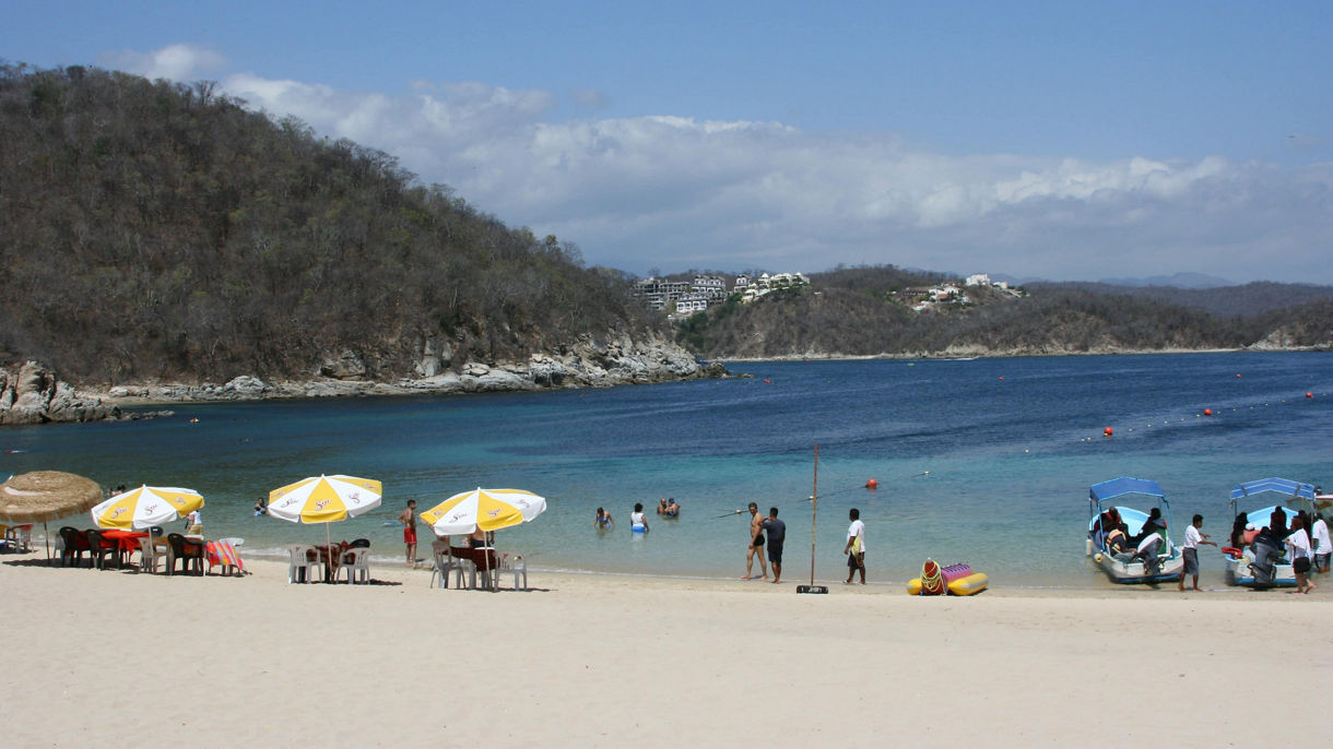Huatulco Beach & Snorkel