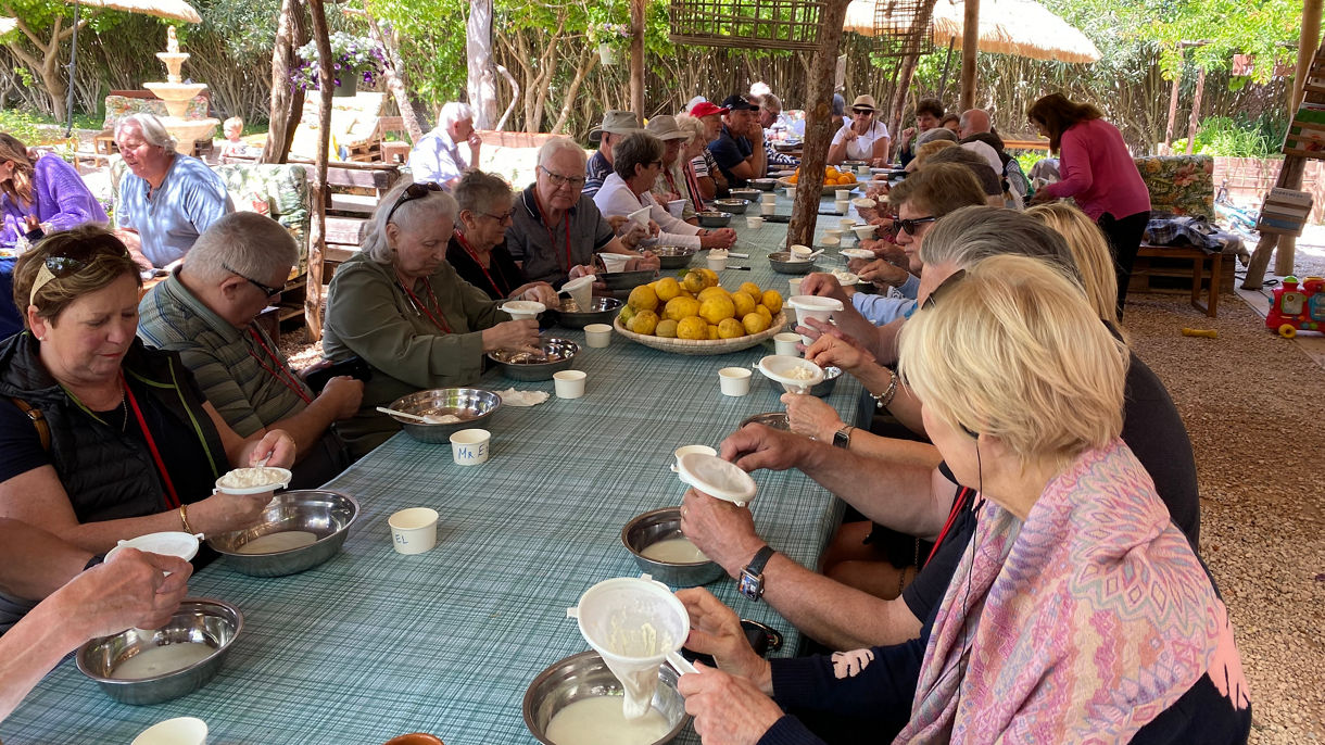 CAN MUSON ECO-FARM & LUNCH WITH THE FARMER (A SMALL-GROUP TOUR)