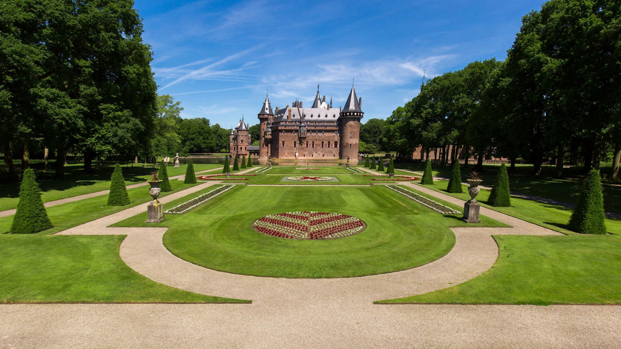 Discover Utrecht & Visit of Castle De Haar