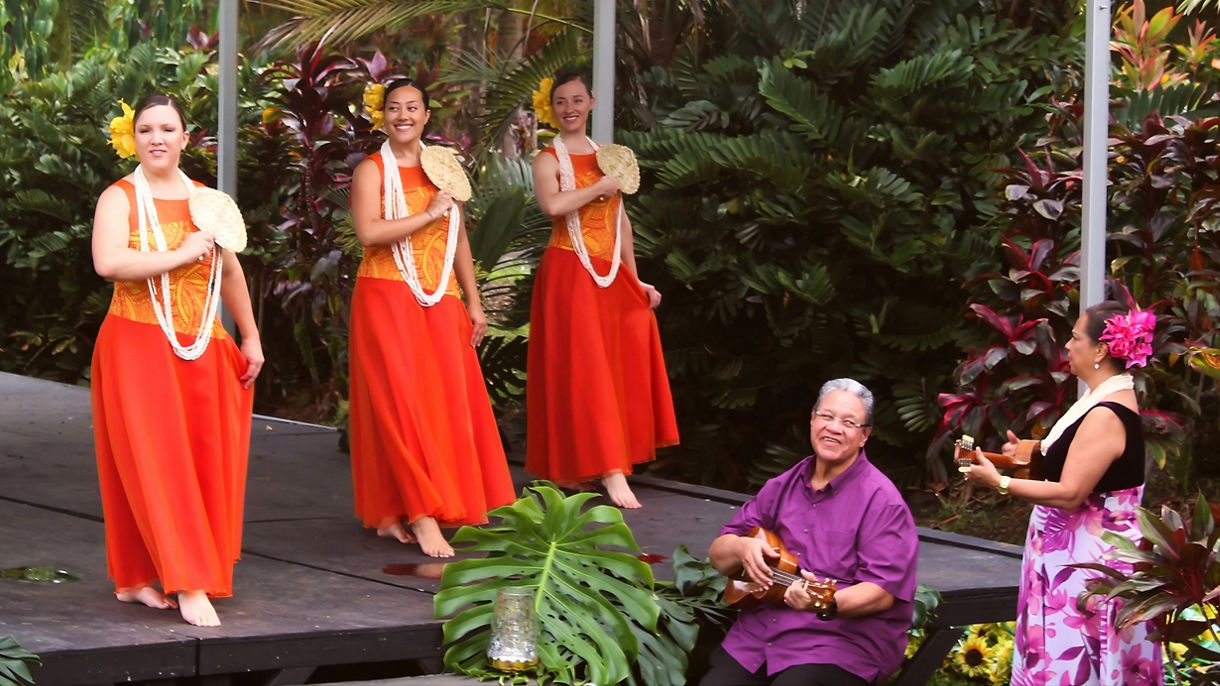Nani Mau Gardens Cultural Experience