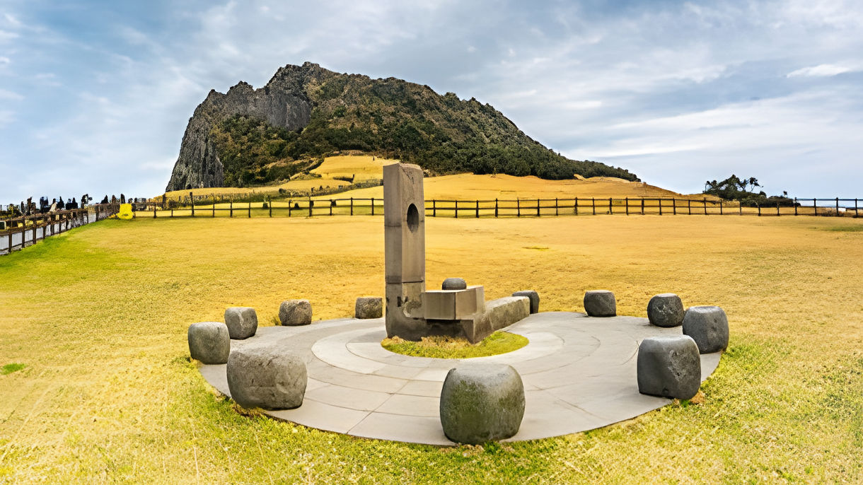 Sunrise Peak & Seongeup Folk Village