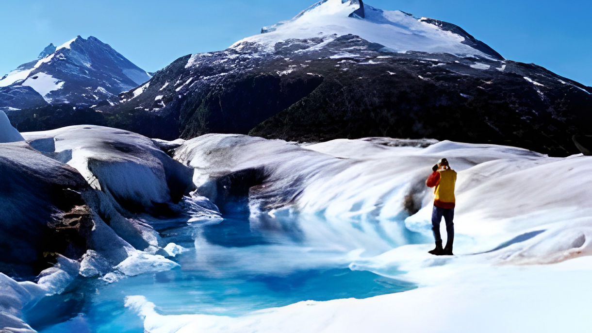 Mendenhall Glacier Helicopter & Guided Walk