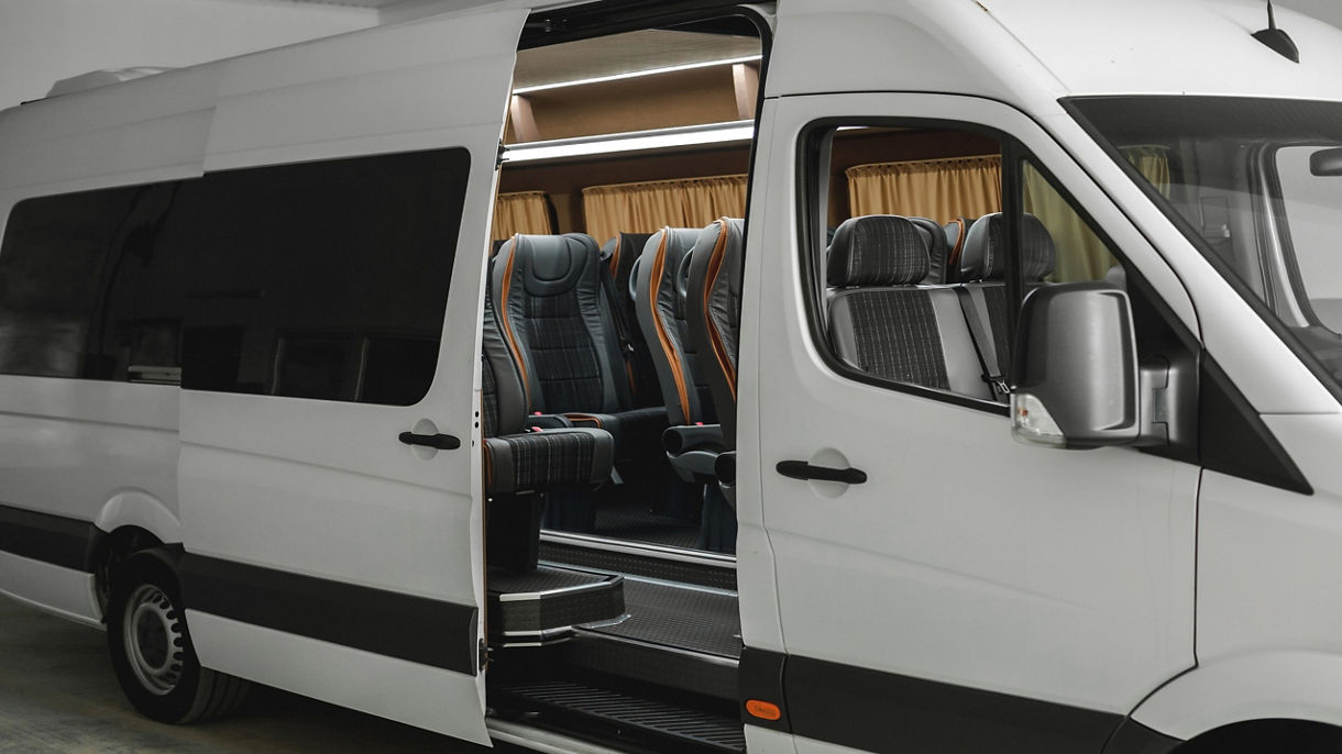 Private Van Tour with Driver - 14 Passengers