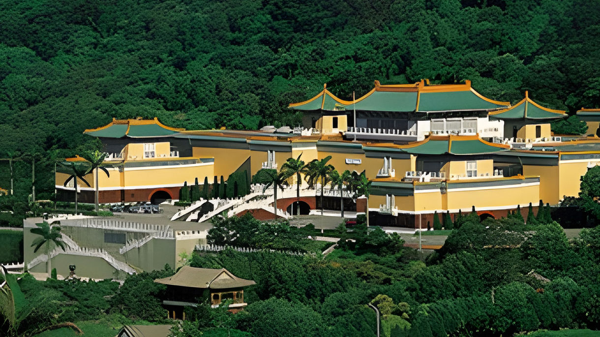 Best of Taipei: National Palace Museum, Chiang Kai Shek & Temples