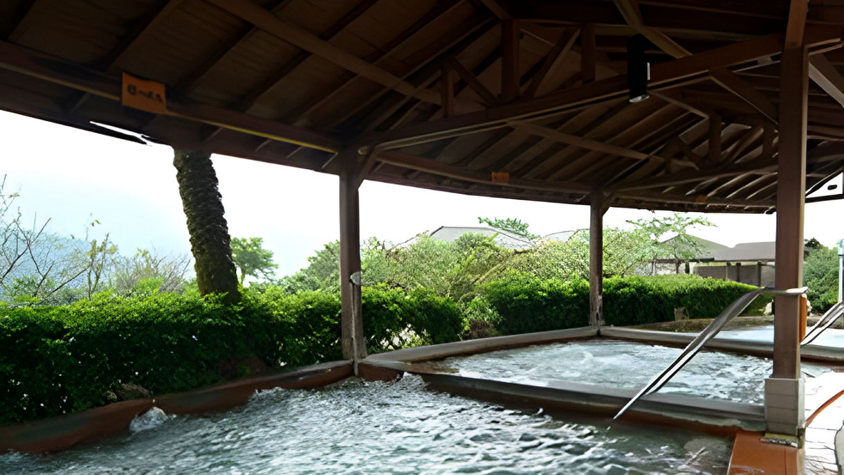 Yang Ming Shan Hot Springs & Yehliu Geographic Park