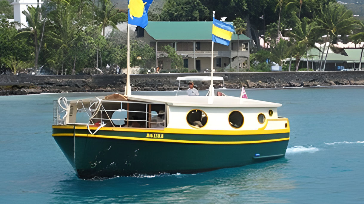 Glassbottom Boat Reef Tour