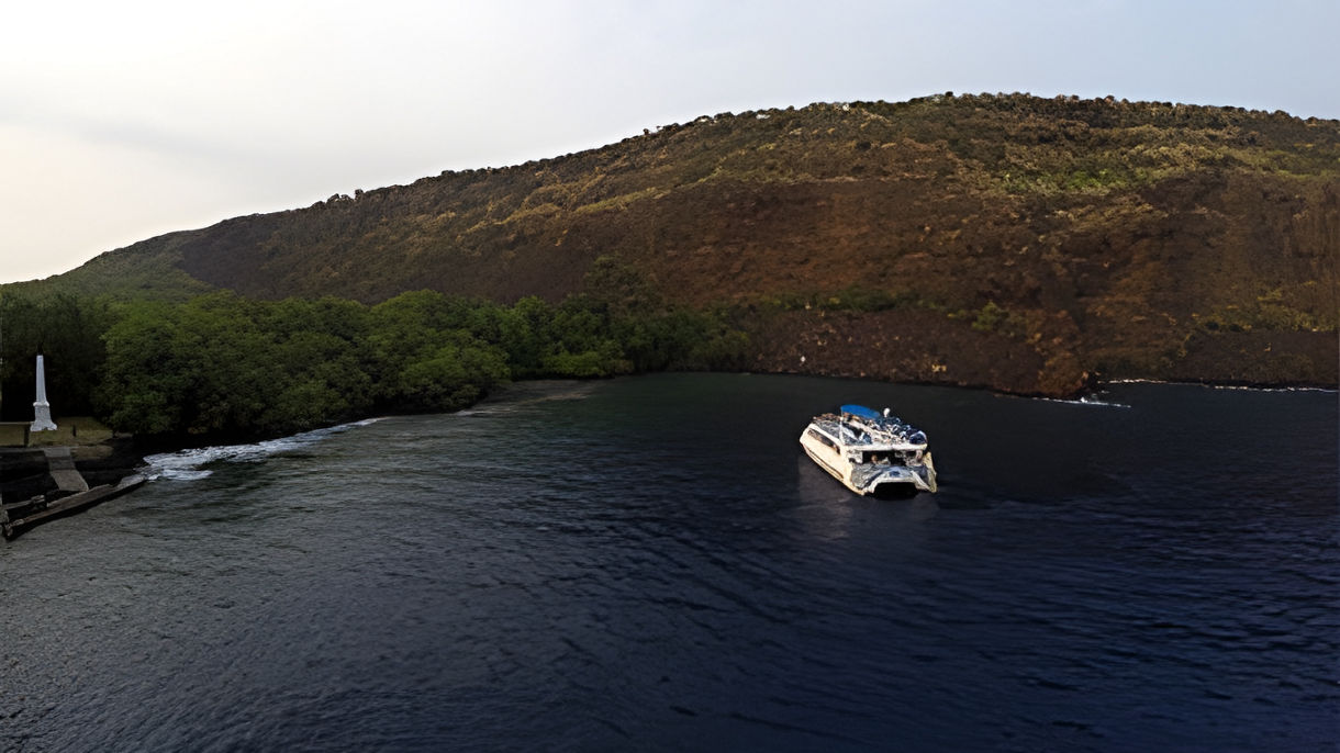 Historic Kona Lunch Cruise