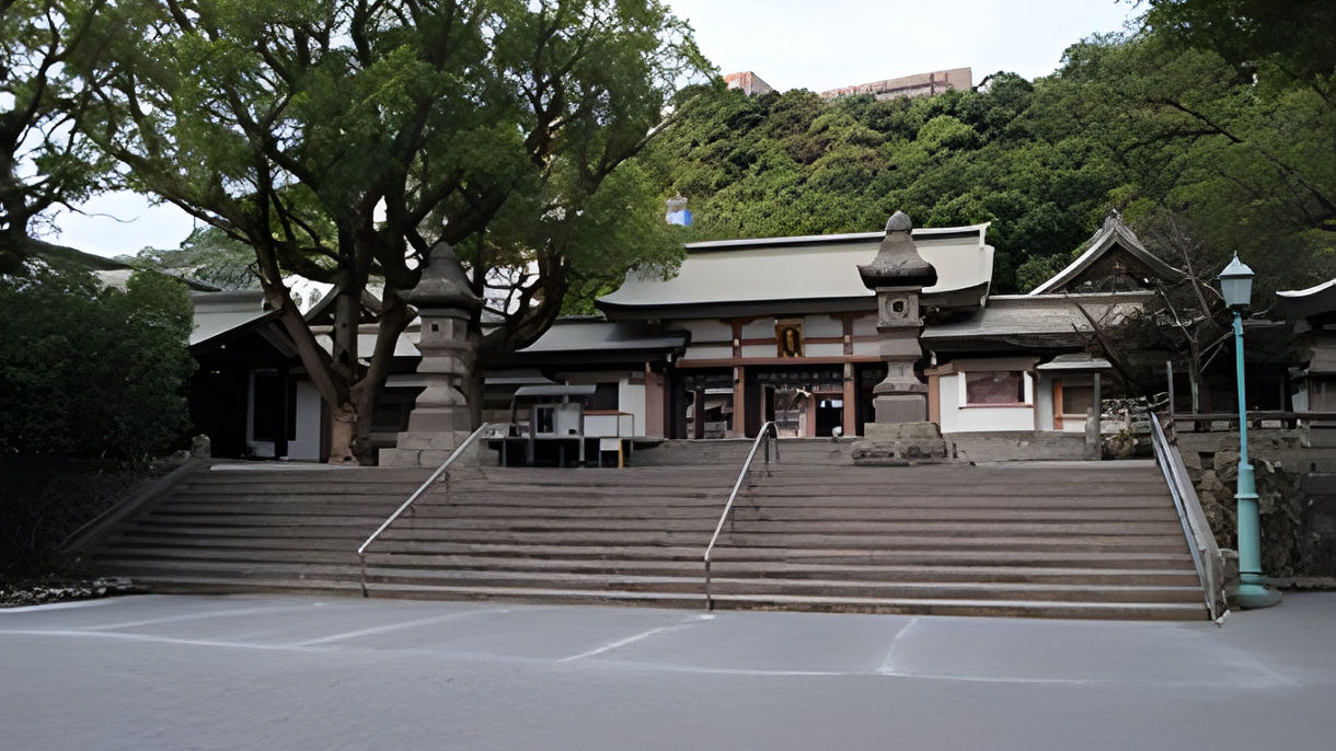 Museum of the Meiji Restoration & Terukuni Shrine
