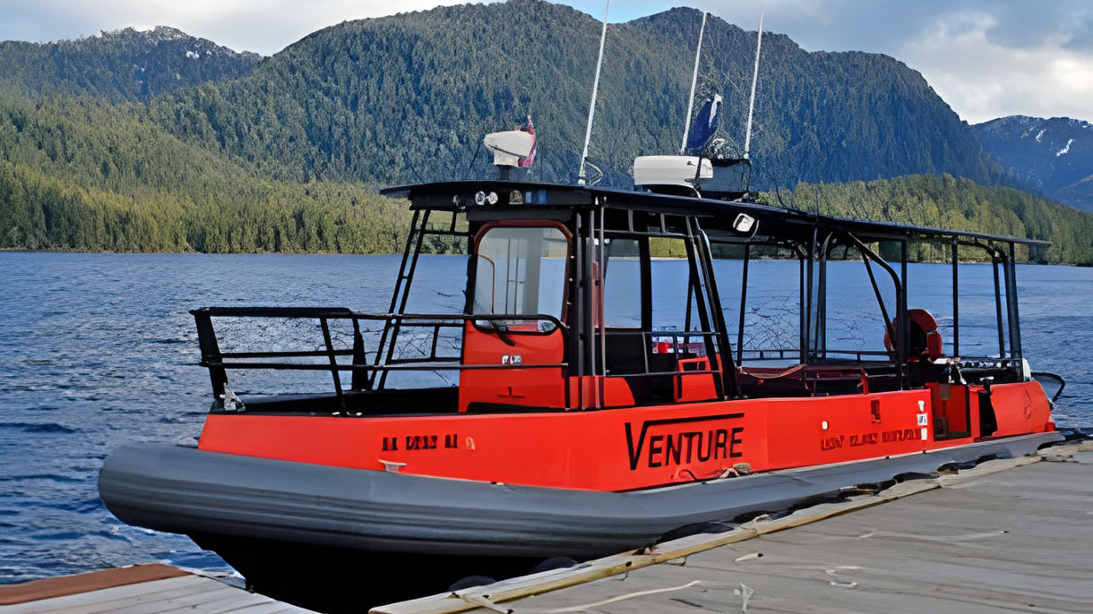 Silverking Lodge Seafood Feast & Wilderness Cruise