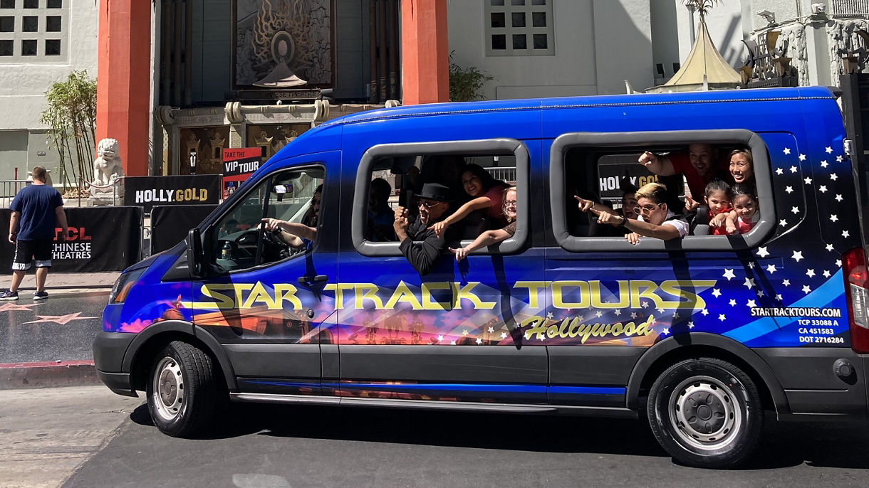 Debark Tour: Hollywood & Beverly Hills Stars
