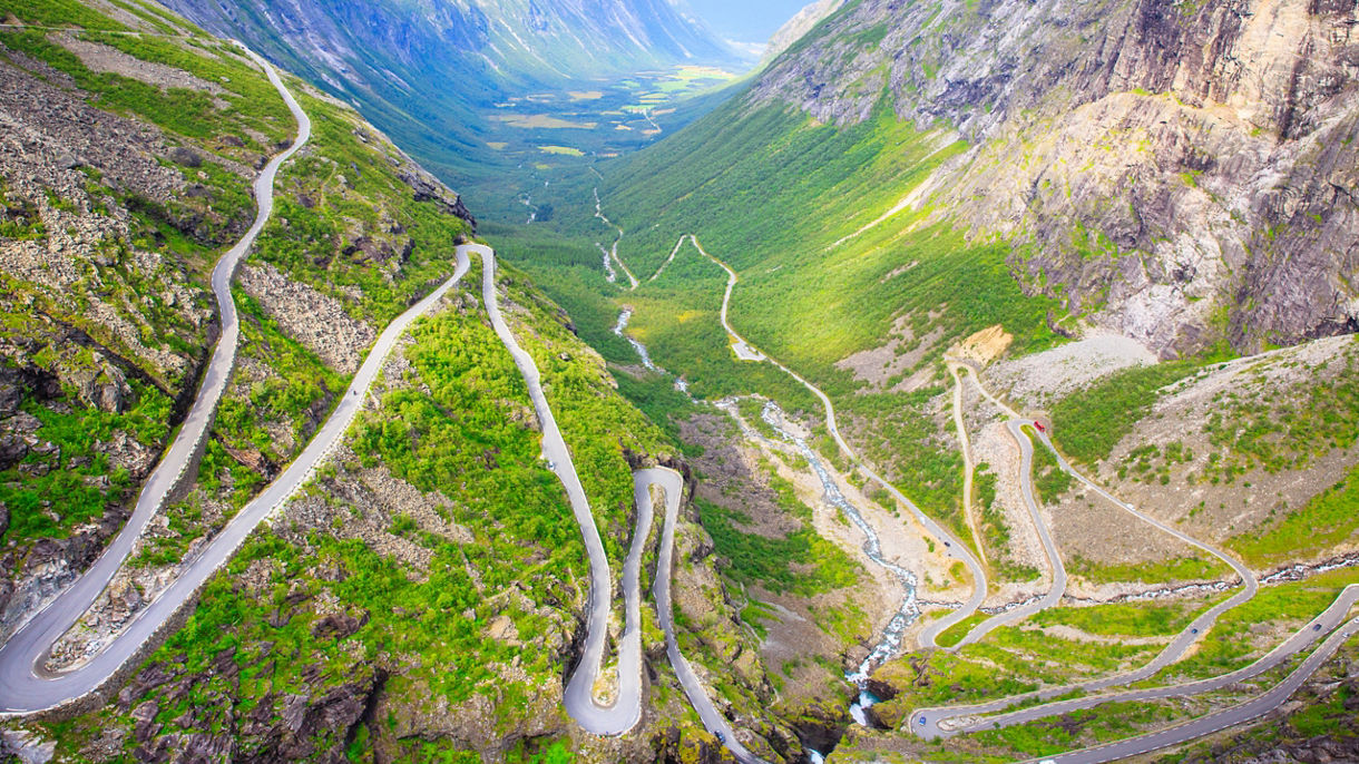 Ultimate Molde & the Troll Path