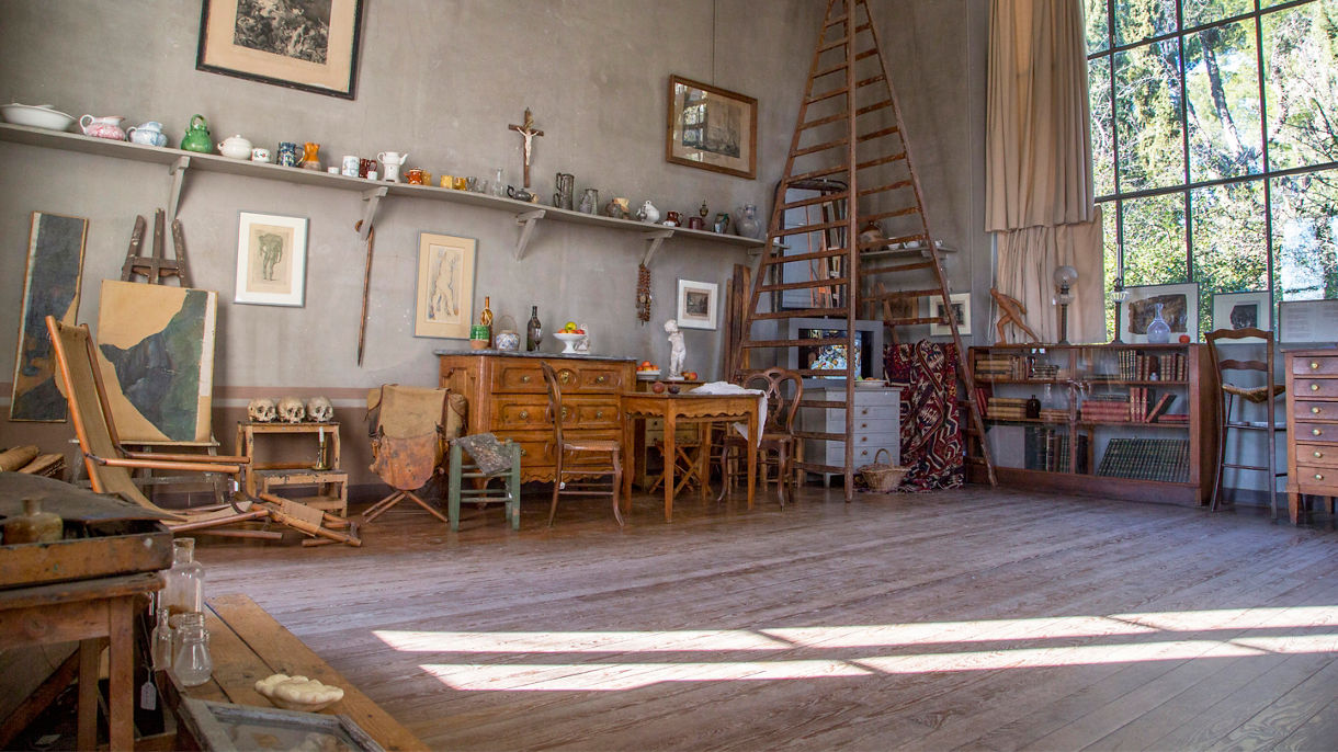 Aix-en-Provence & Cézanne Atelier: A Small Group Tour