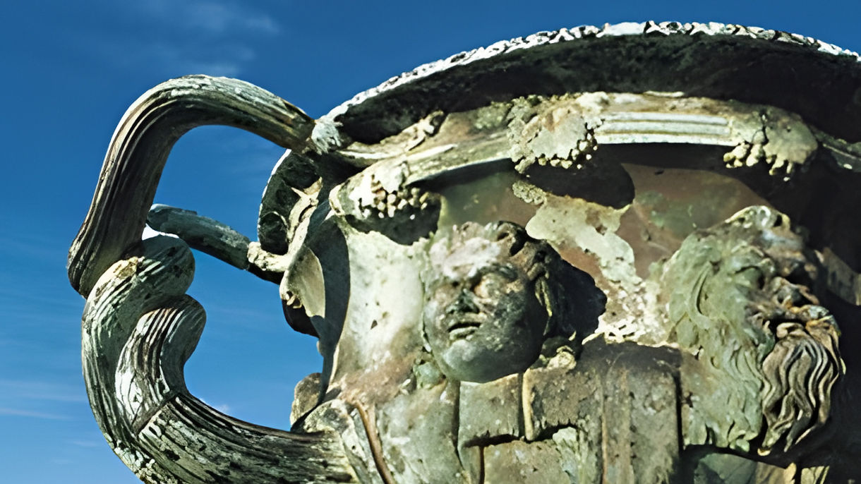 Marseille by Private Vehicle - Car Class Full Day (With Guide)