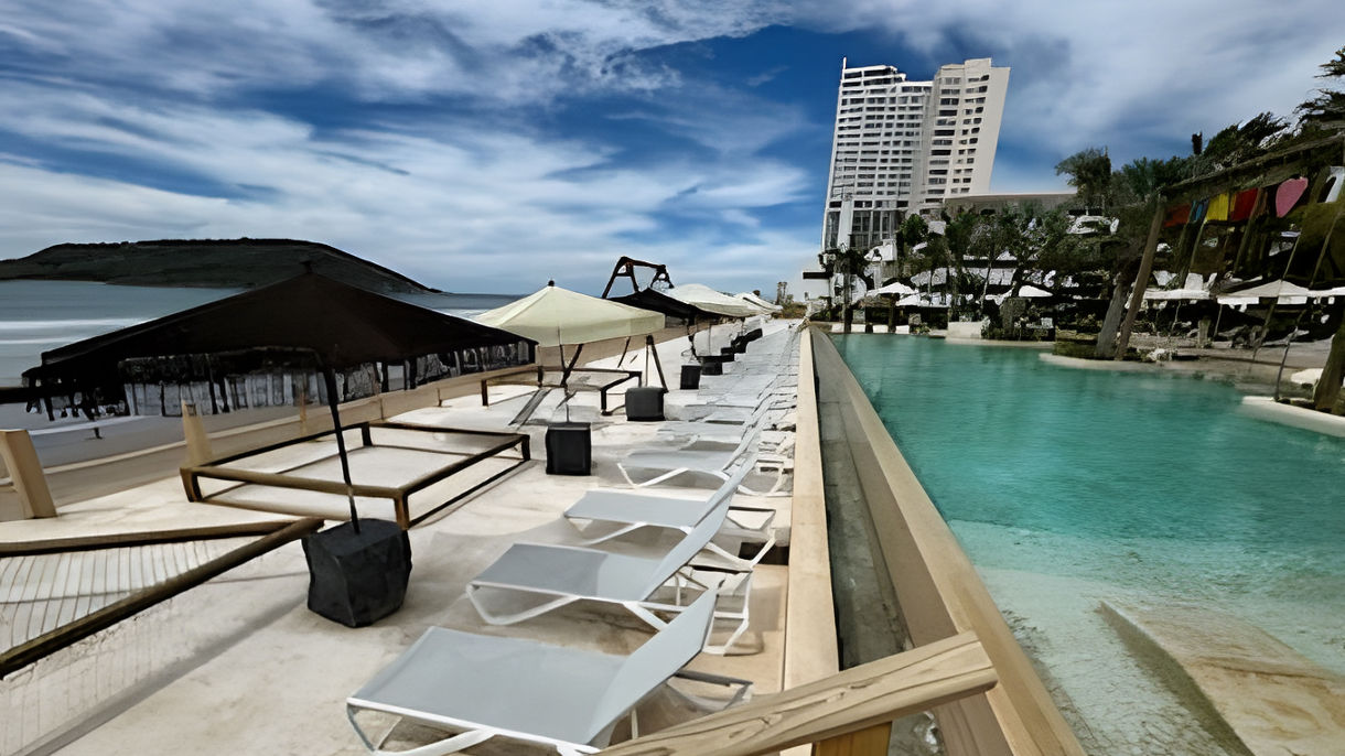 A day at Shekinah Beach Club with lunch