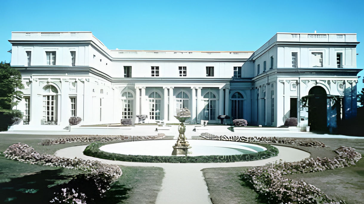 Grand Mansions & Ocean Scenic Drive