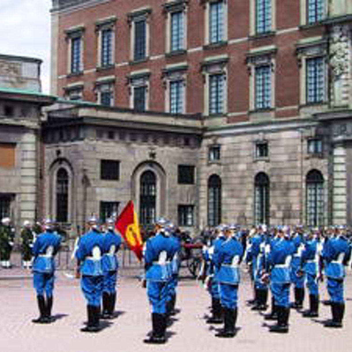 Royal Palace, Old Town & Canal Cruise