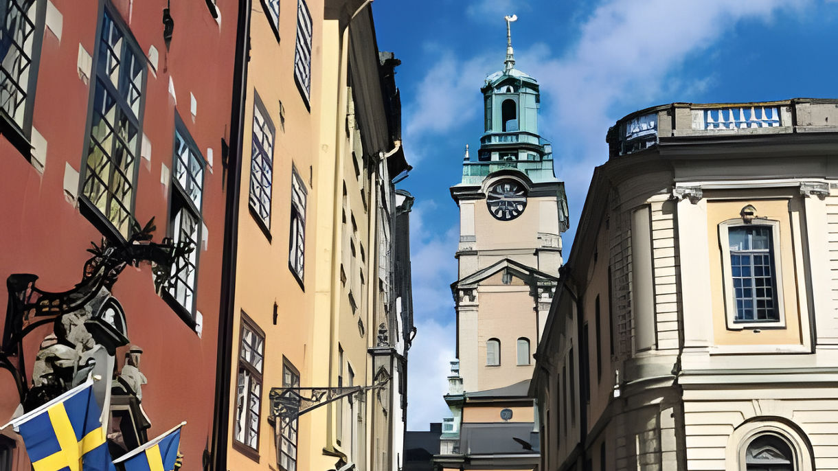 Royal Palace, Old Town & Canal Cruise
