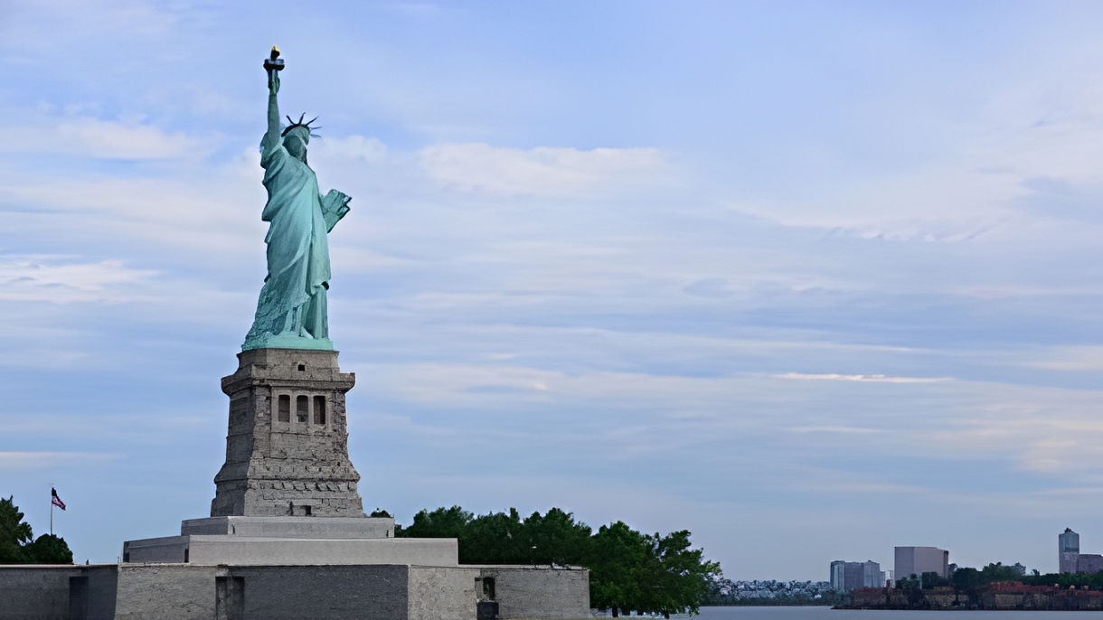 Downtown Manhattan Walk & the 9/11 Memorial