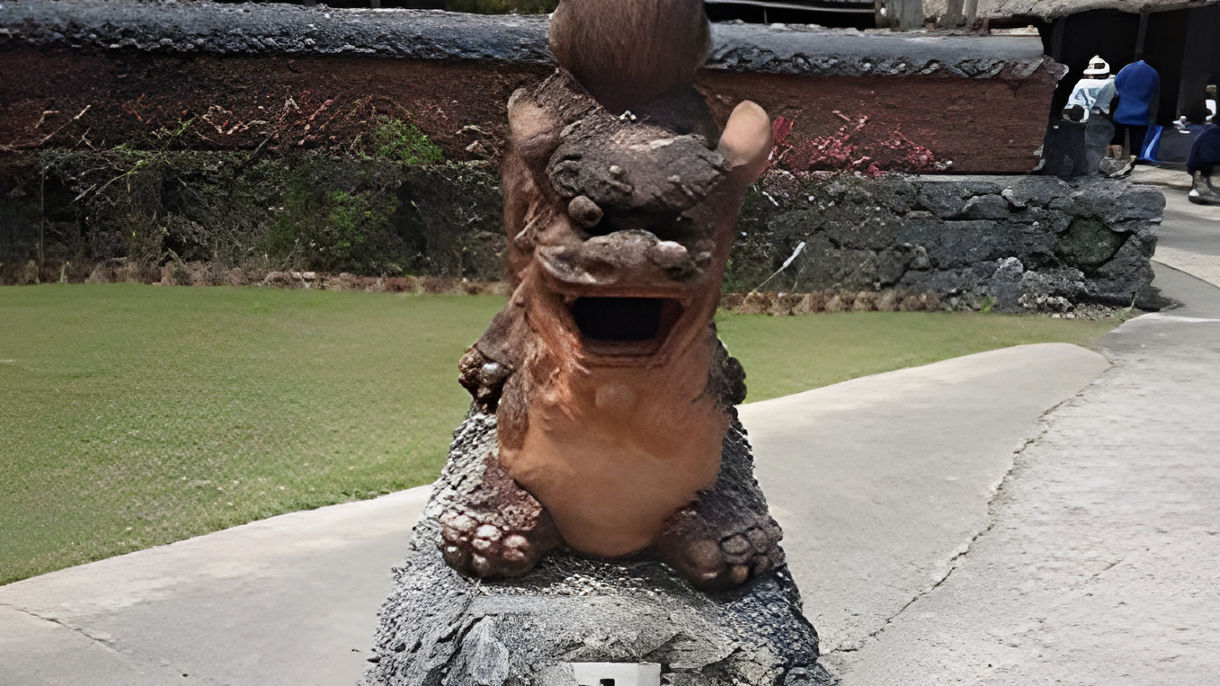 琉球村と世界遺産 識名園(日本語ガイド)(Guided in Japanese)