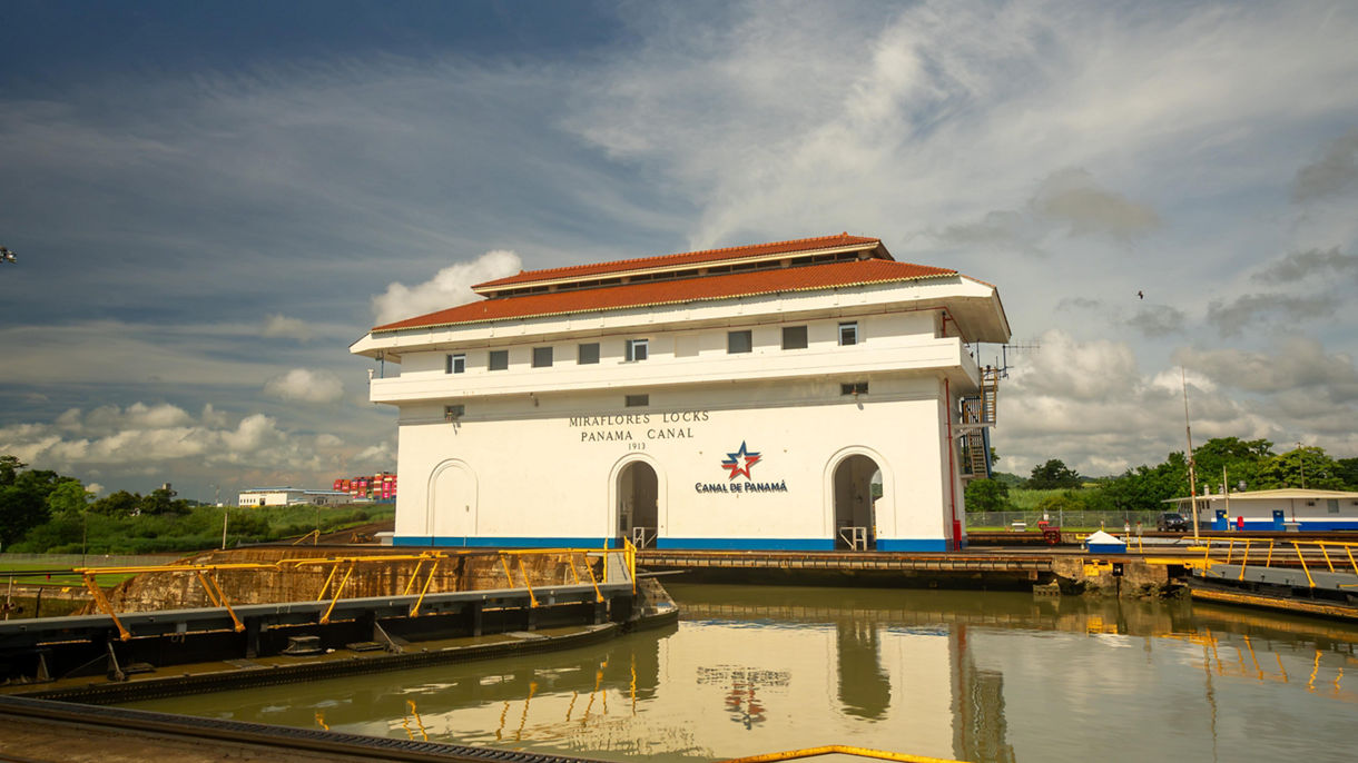 Colonial Panama, Miraflores Locks & Scenic Drive
