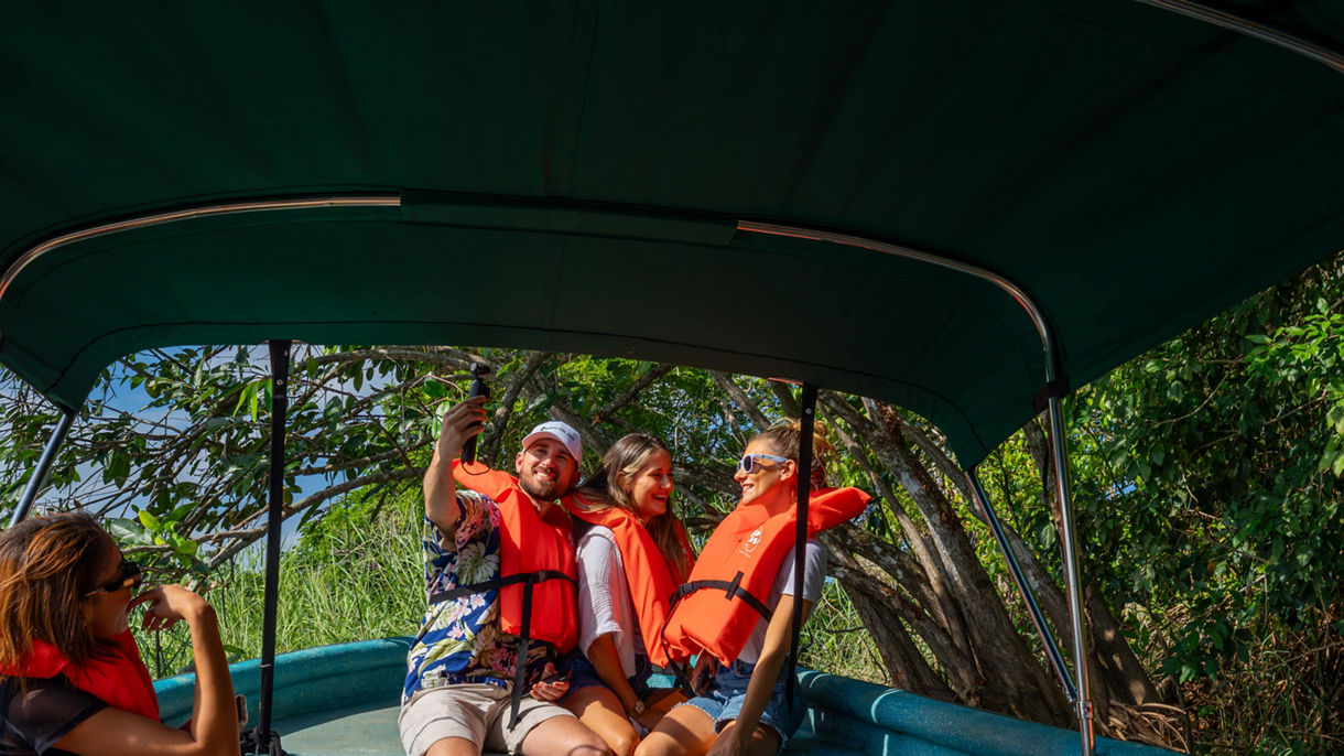 Monkey & Wildlife Nature Cruise on Gatun Lake
