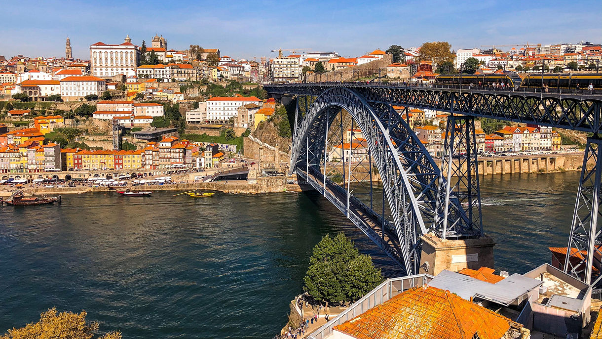 A Walk through Ribeira & Arrabida Bridge Climb