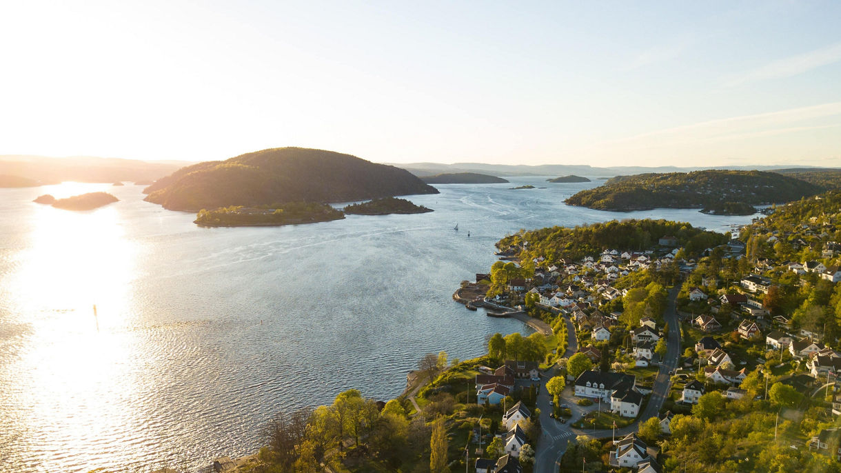 Discover the Charm of Drøbak: A Coastal Gem on the Oslofjord