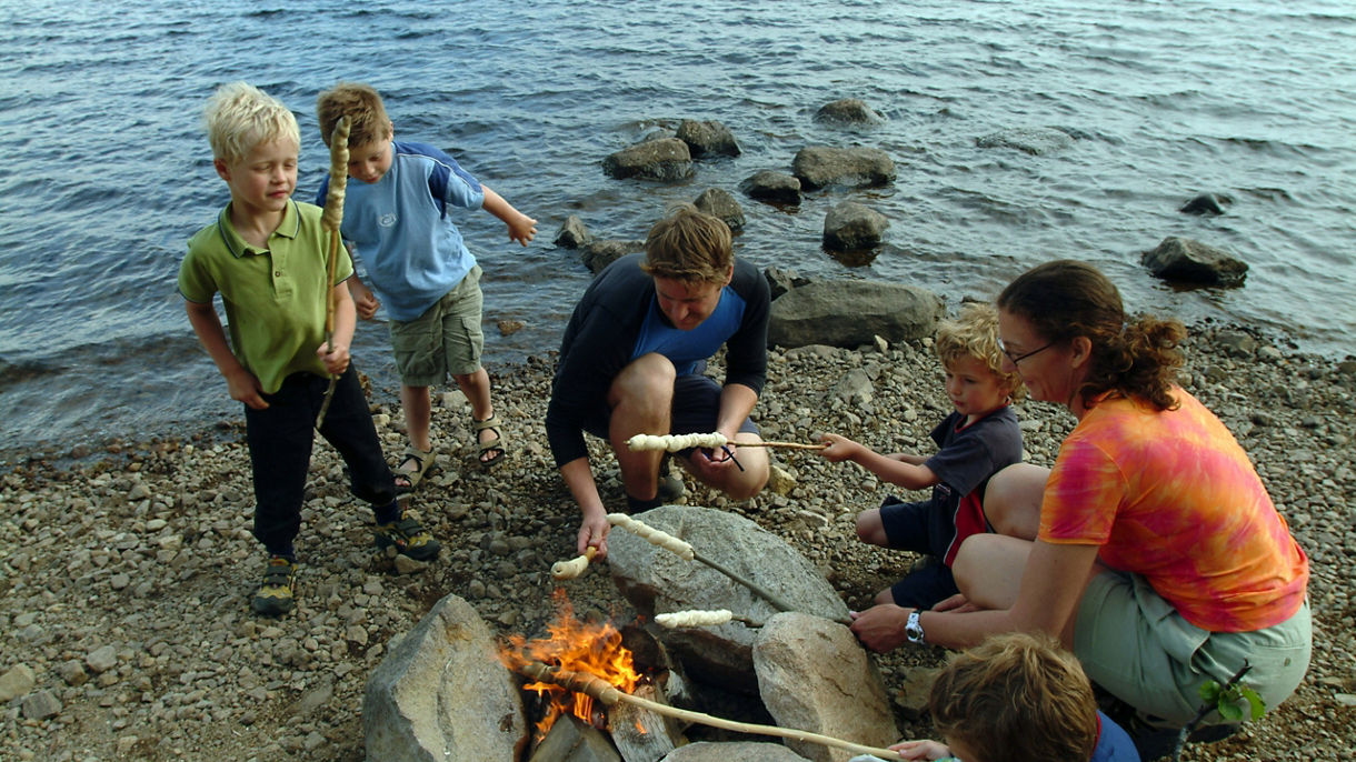 SECRETS OF THE LAKE & FOREST: A SMALL GROUP TOUR