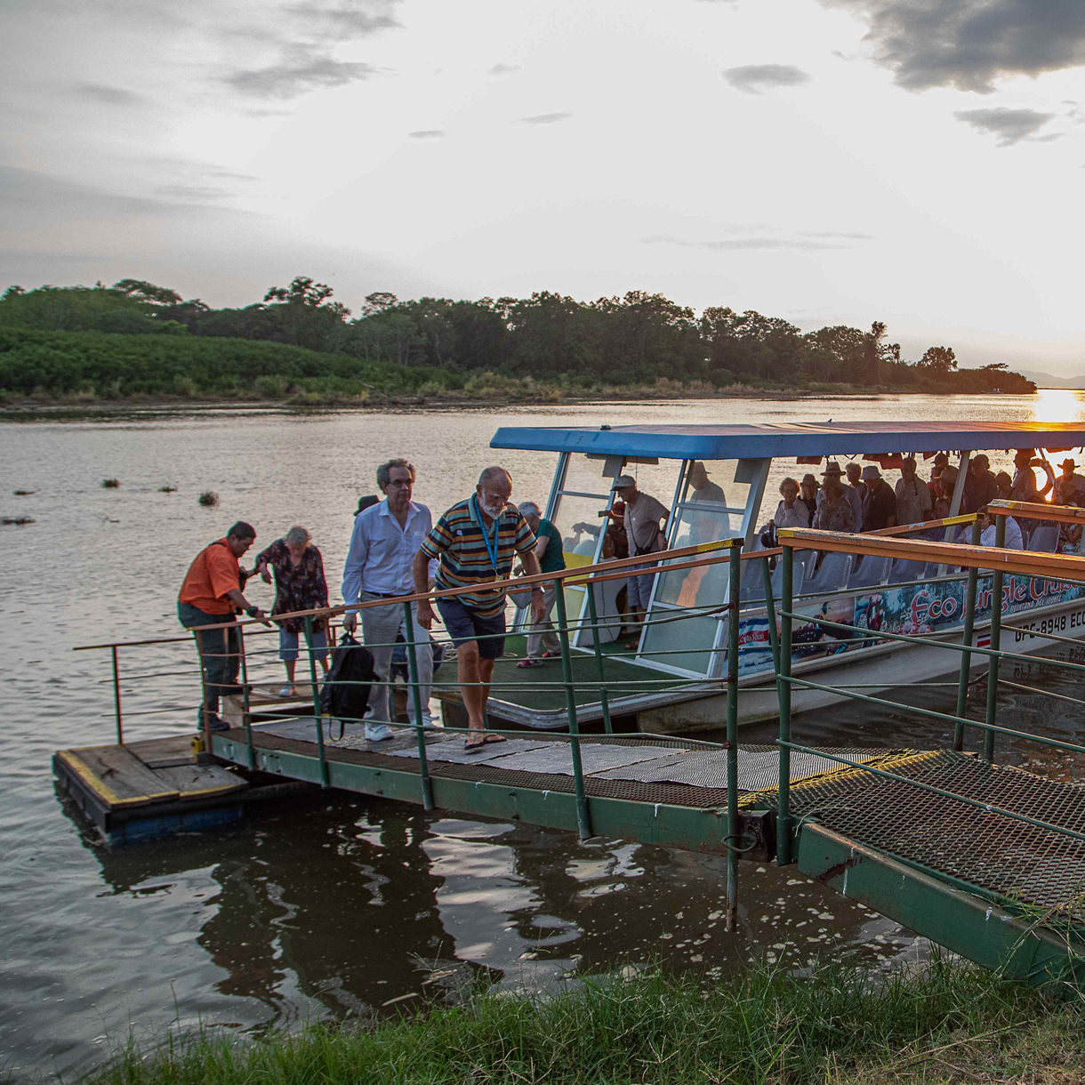 Tropical Crocodile Cruise and Cultural Experience