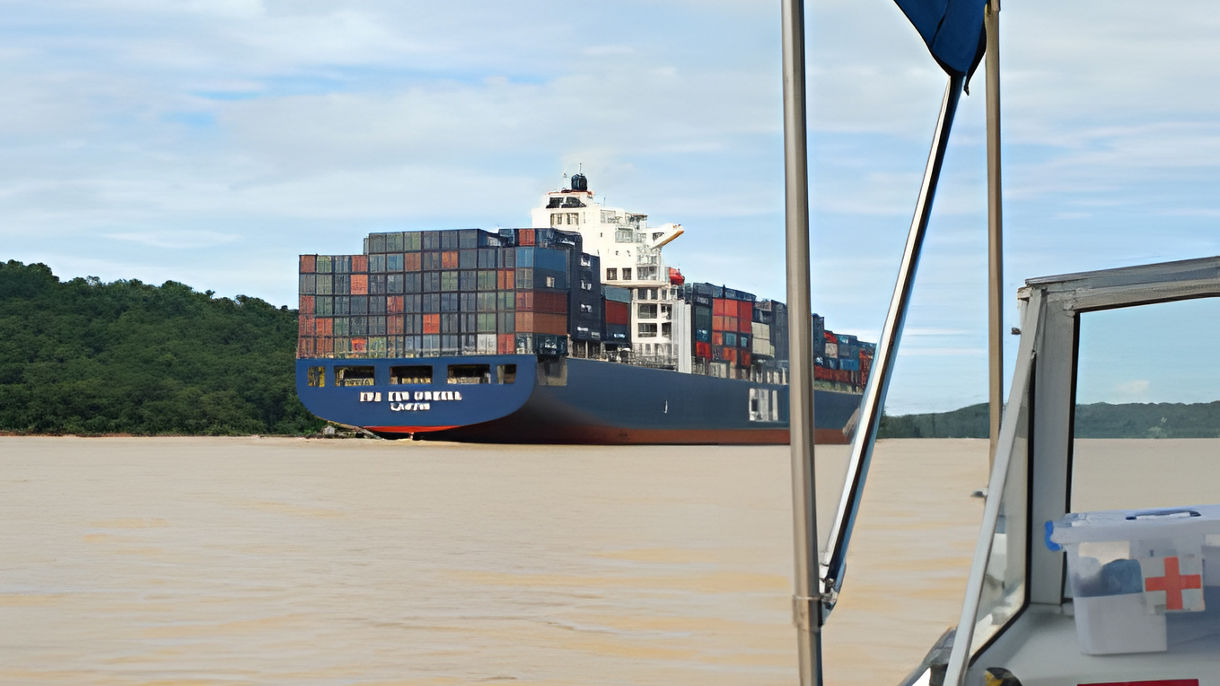 Gatun Lake Cruise & Locks