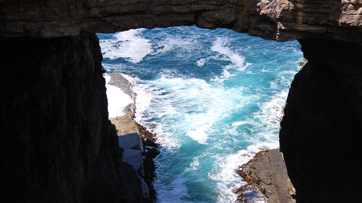 Geological Panoramas of the Peninsula