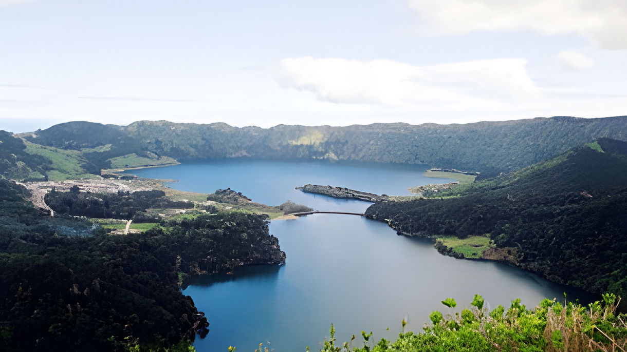 Crater Lakes, Gardens & Pineapple Greenhouse