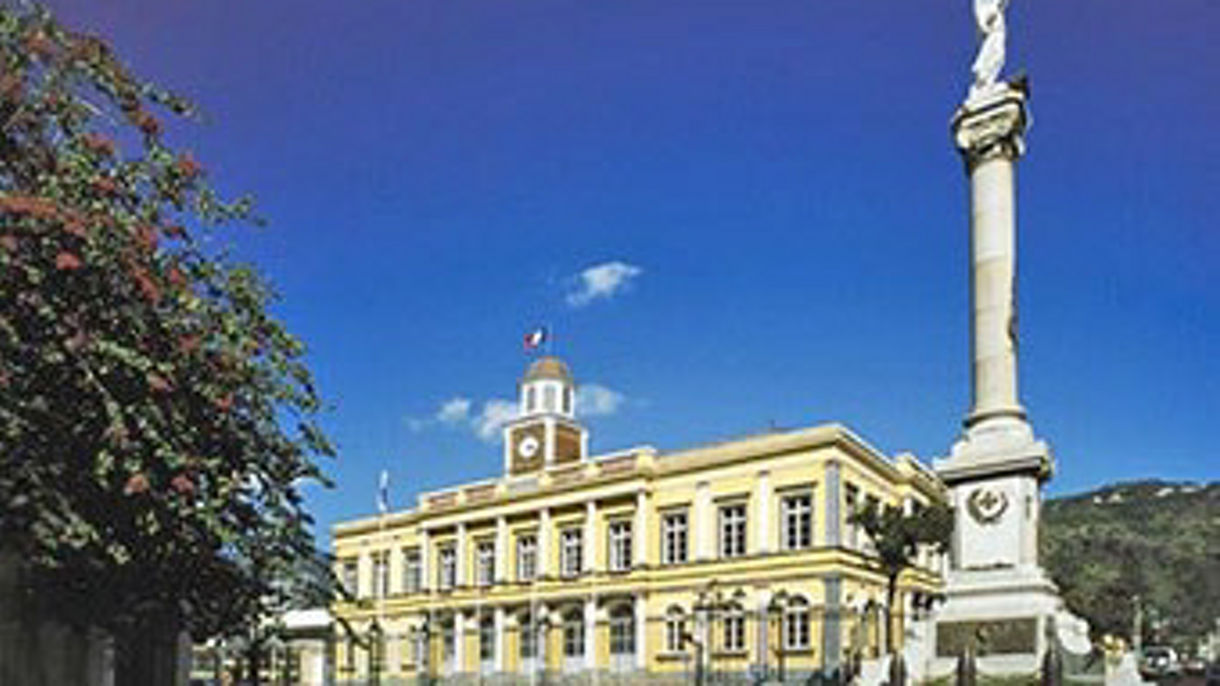 St. Denis & State Gardens