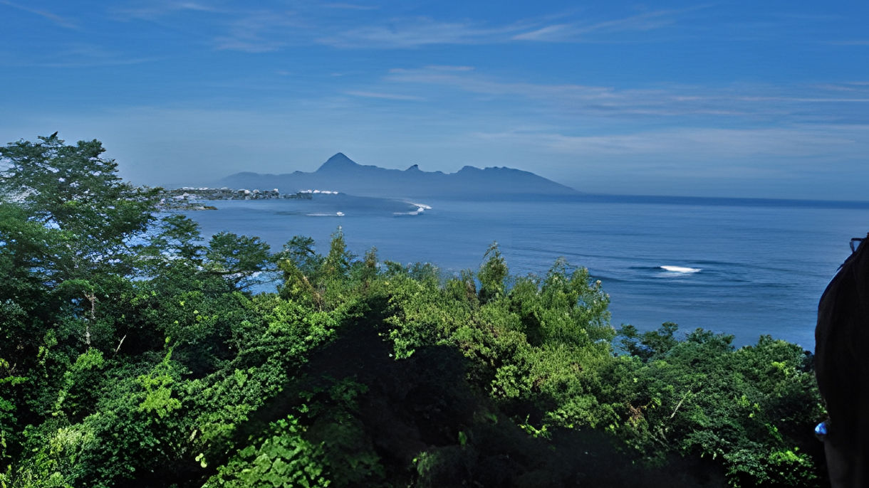 Local Connections: Undiscovered Tahiti