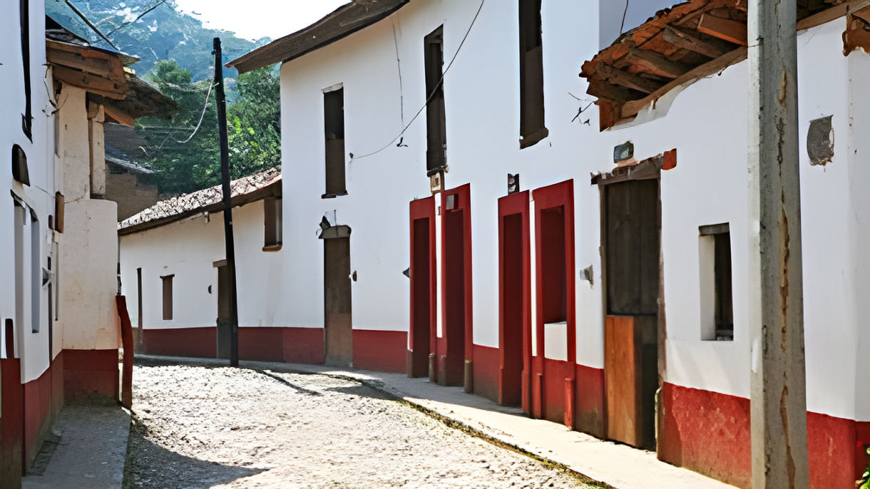 Colonial San Sebastian, Tequila Tasting & Lunch