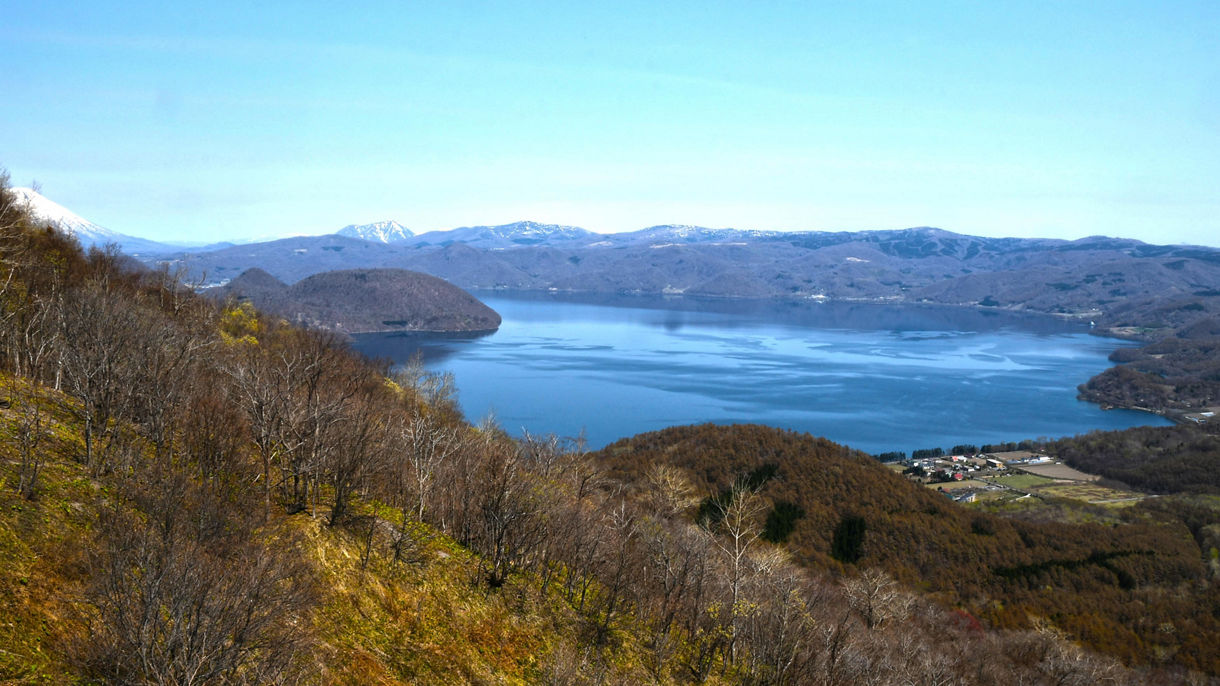 Crusing Lake Toya & Crater Walk