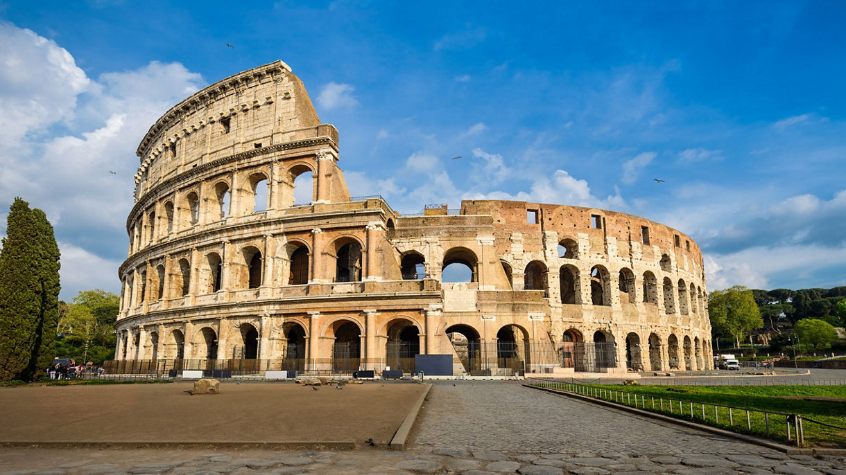 Rome On Your Own by Hop-On/Off bus