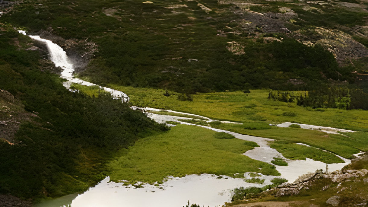 Klondike Summit, Suspension Bridge & Salmon Bake