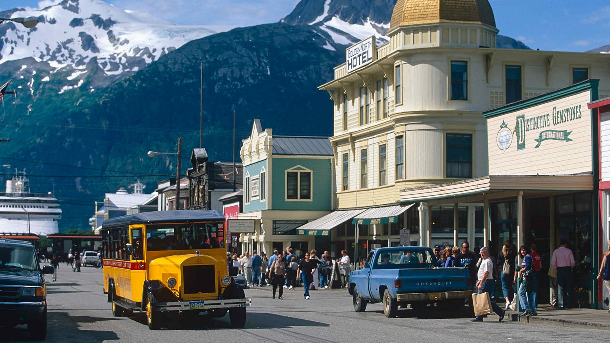 Local Connections: Skagway Street Car City Tour with Storyteller