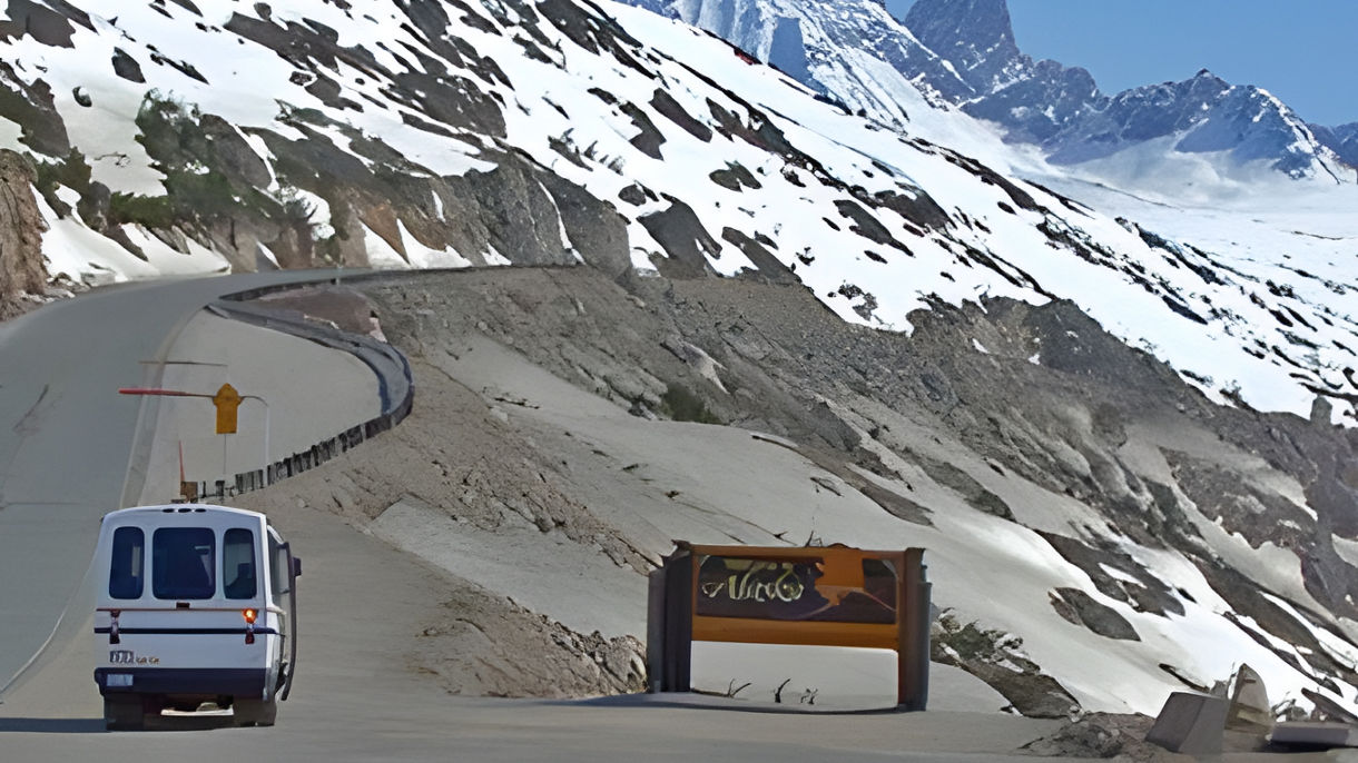 White Pass Rail & Klondike Highway - Multilingual