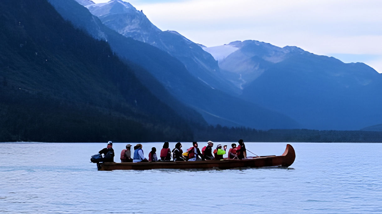 Chilkoot Lake Canoe Wildlife Safari