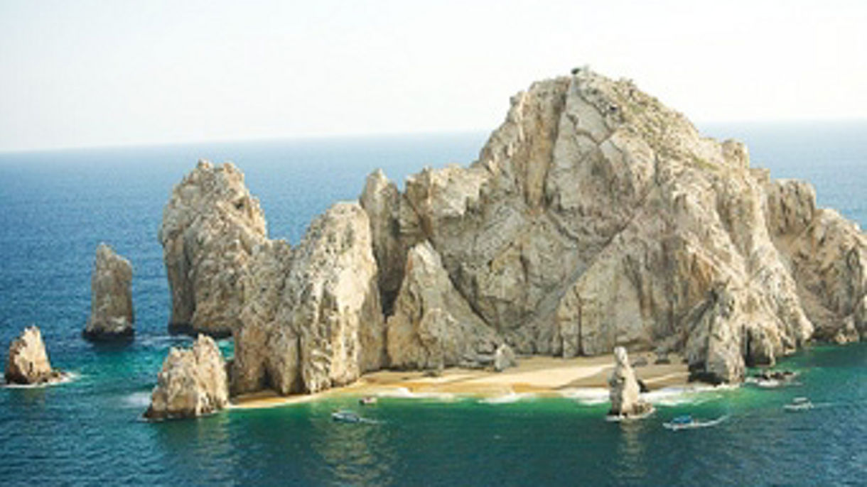 El Arco Cruise & Scenic Views