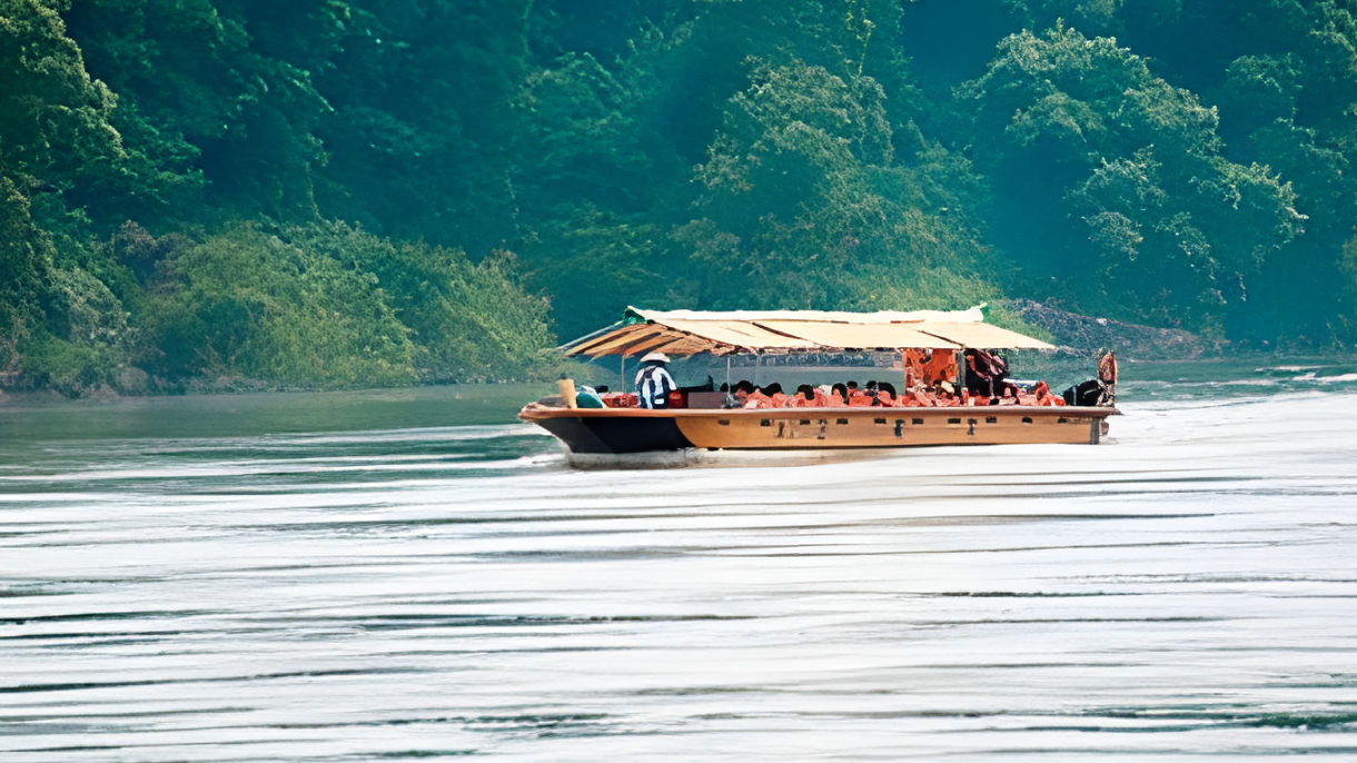 Mogami River Cruise and Agricultural History Tour