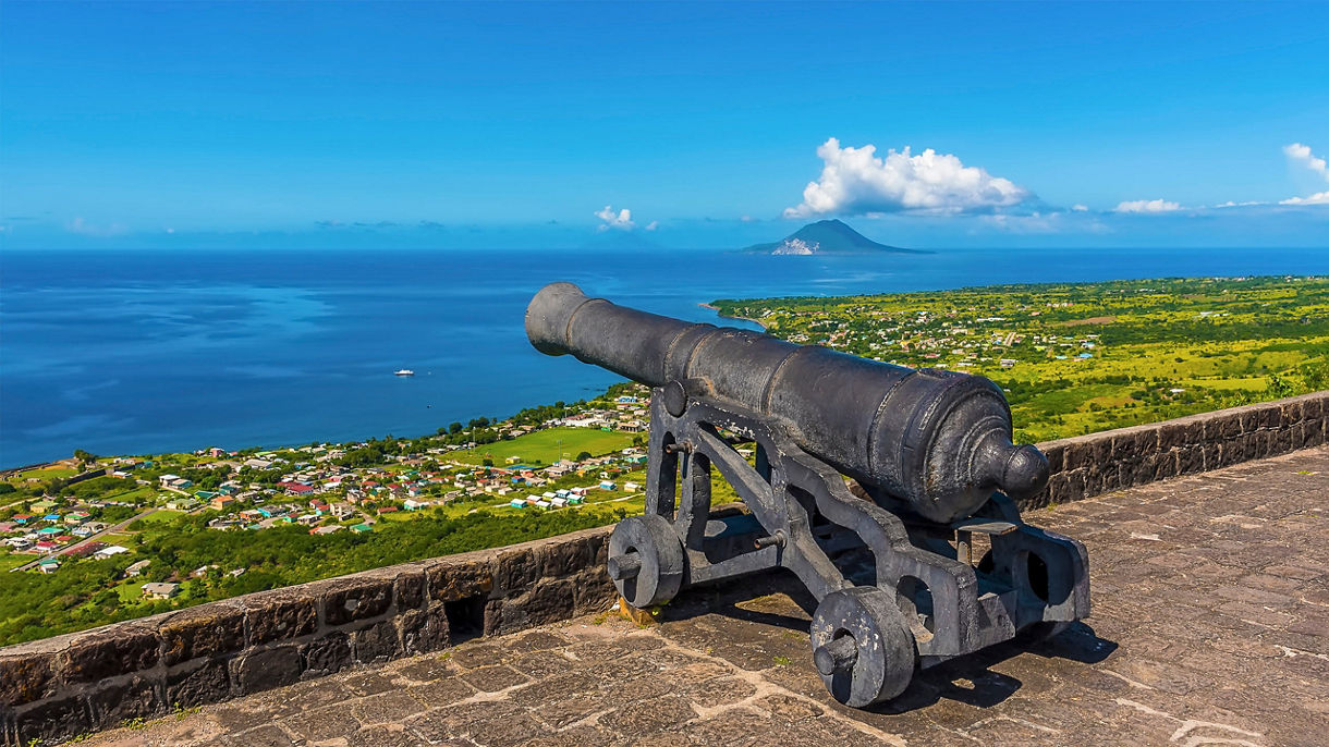 Best of St. Kitts - Brimstone Hill, Romney Manor & Caribelle Batik