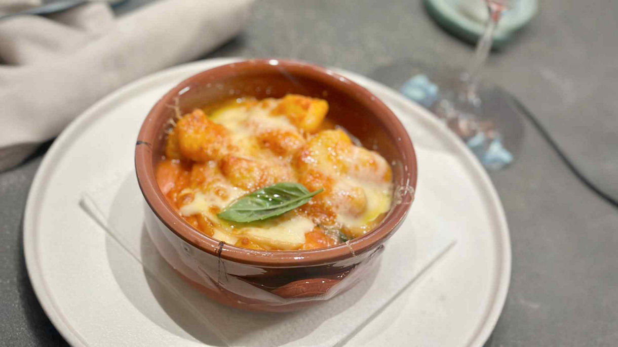 Italian Cooking Lesson & Lunch: A Small Group Tour