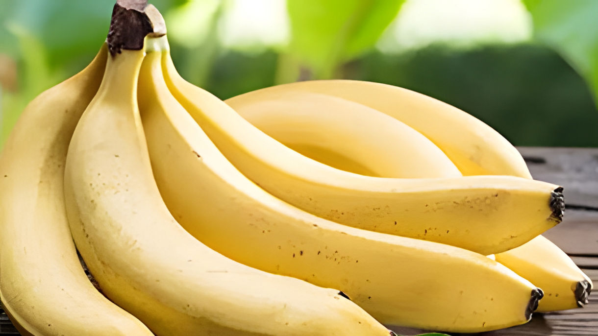 Local Connections: Tale of the St. Lucia Banana with with Local Farmer