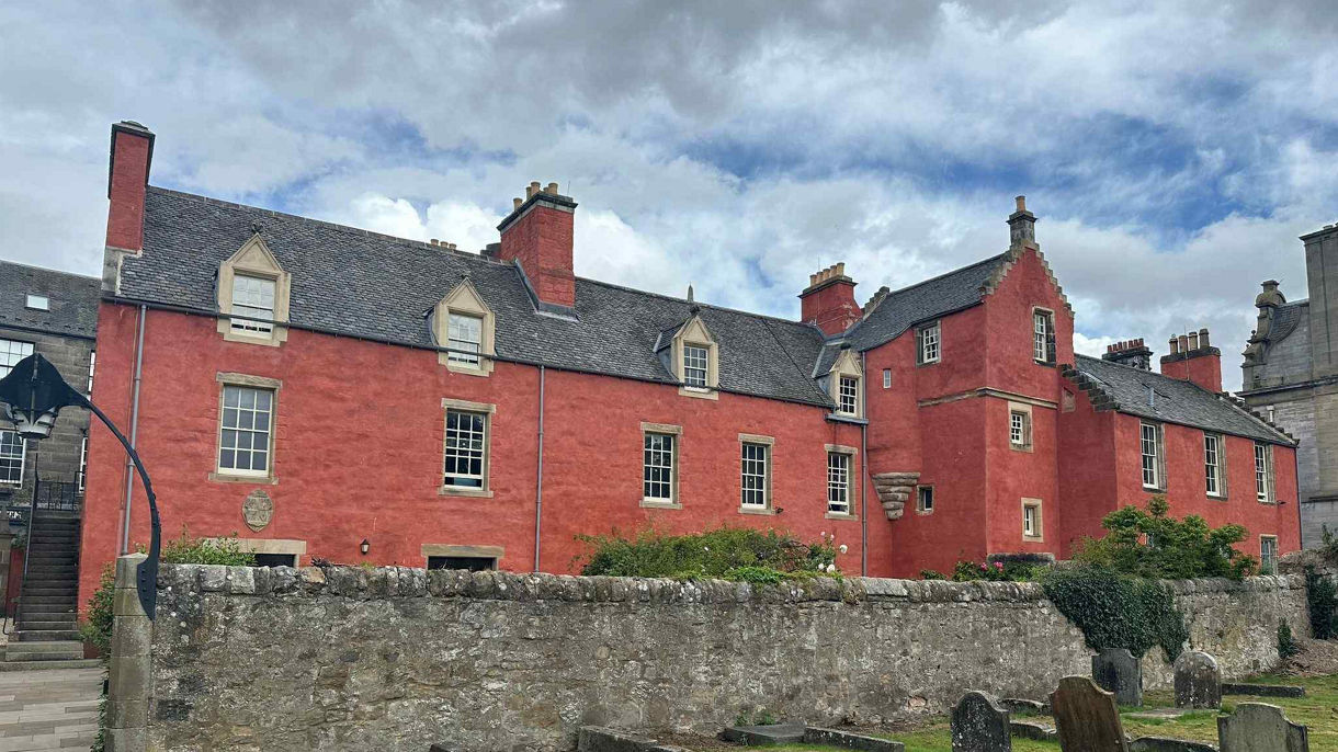 Dunfermline: Kings, Queens and Bridges of Scotland